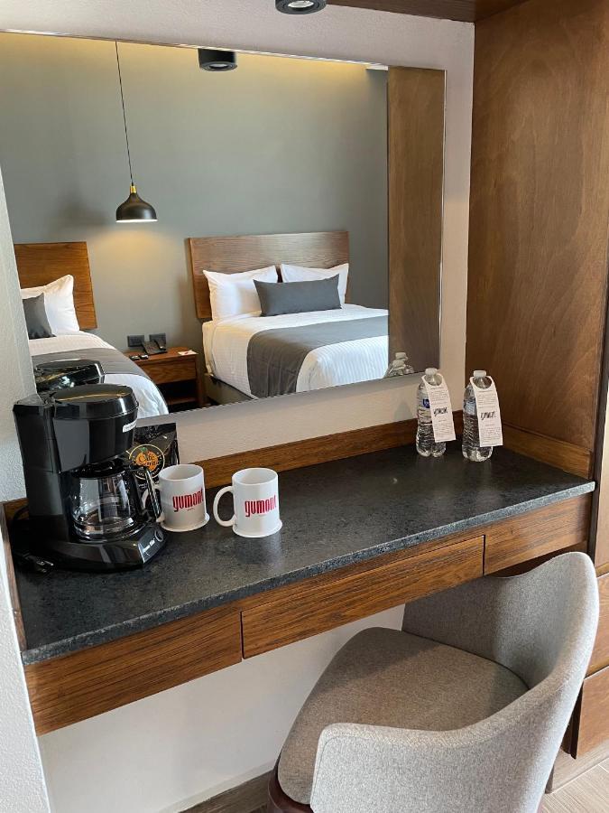 Hotel Gumont Guadalajara Lopez Mateos - Minerva Extérieur photo